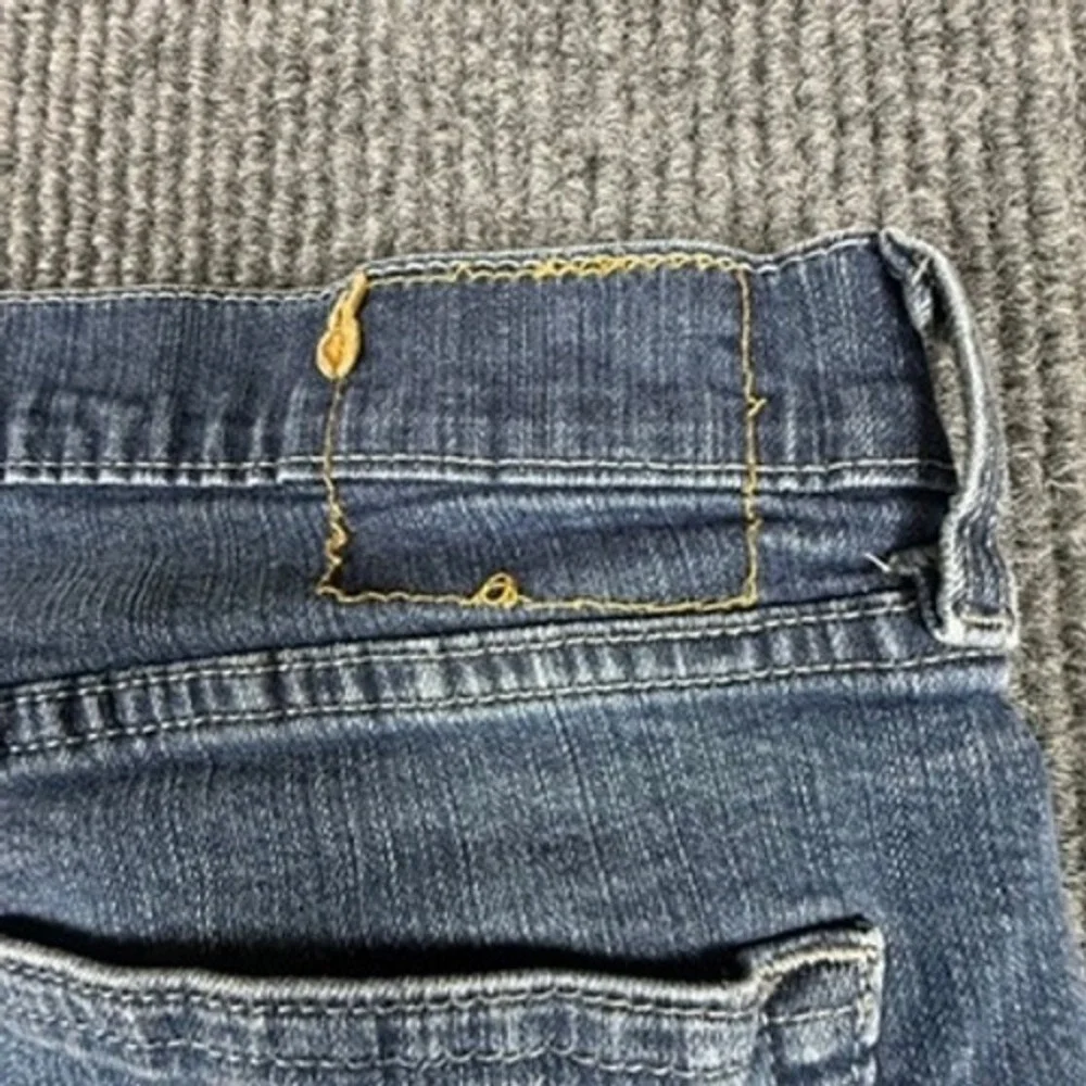 Levis 559 Relaxed Straight Jeans Mens 36x32 Blue Medium Wash Denim 00559-0457